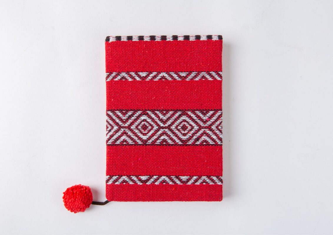 Twinkle สมุดผ้าไทย the gallery