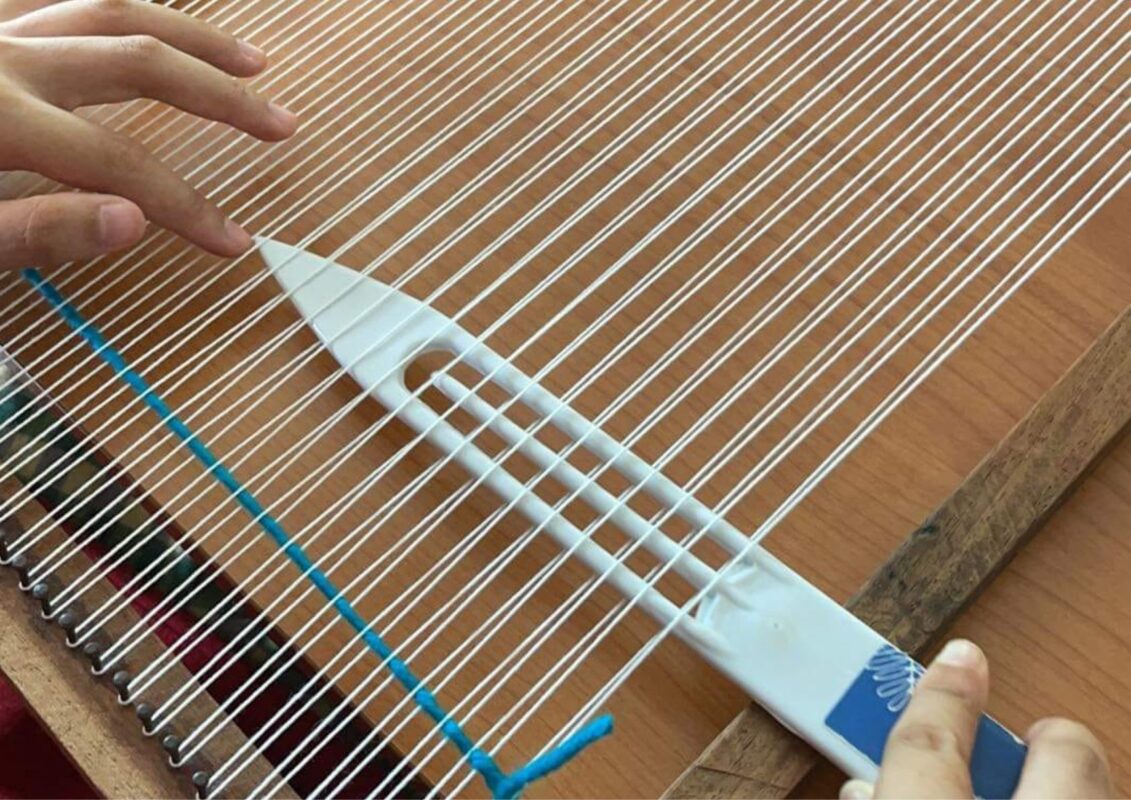 Heartist กระเป๋าทอ the gallery